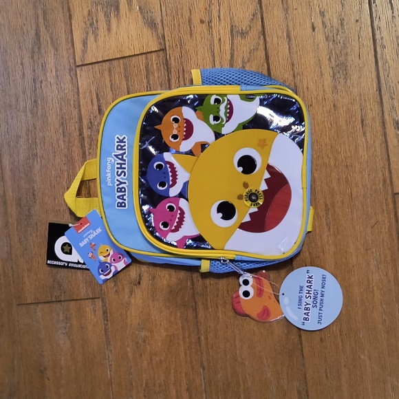 Boys/Girls Unisex Baby Shark Bundle - Picture 3 of 6